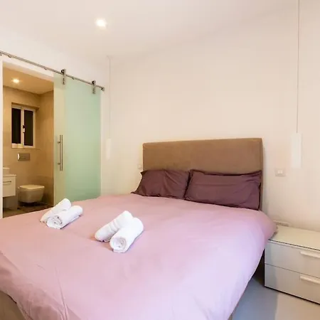 Modern In | Near Seafront & Beaches *