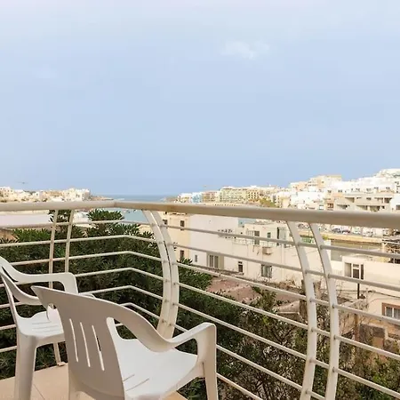 Modern In | Near Seafront & Beaches * 마르사스칼라