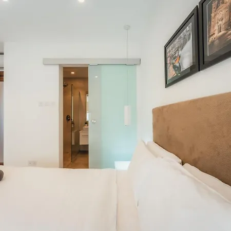 아파트 Modern In | Near Seafront & Beaches
