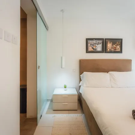 Modern In | Near Seafront & Beaches *