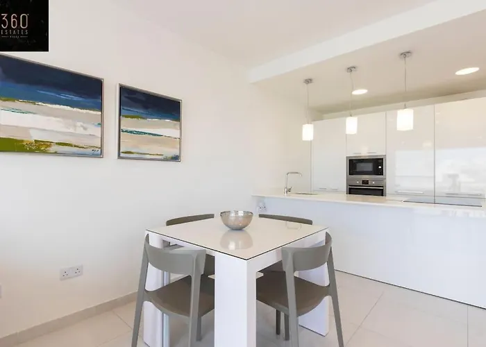 Modern 2br In The Quaint Village Of & Ac By 360 Estates Apartament