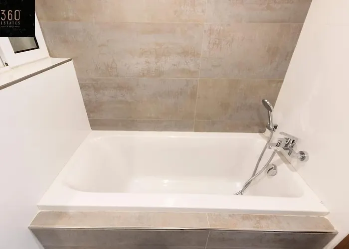 Modern 2br In The Quaint Village Of & Ac By 360 Estates *